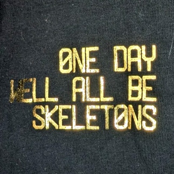 Gold Skeleton Mens Black Sweatshirt  SZ 2XL  INDEPENDENT TRADING CO.  Halloween - Picture 7 of 13